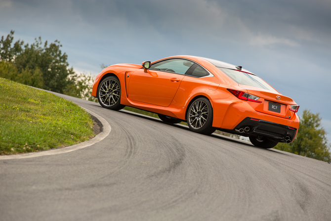 Lexus RC 200t F SPORT+