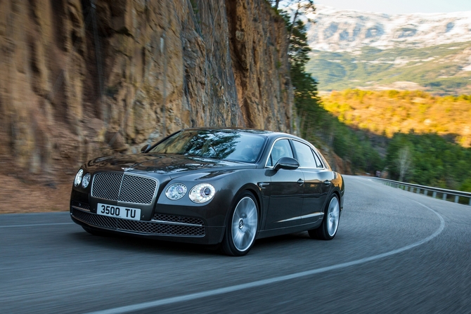 A Bentley acredita que o novo Flying Spur vai aumentar o volume de vendas na China