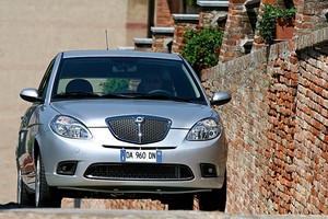 Lancia Ypsilon 1.4 8v