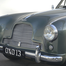 Aston Martin DB 2/4