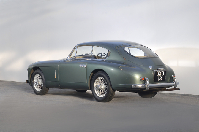 Aston Martin DB 2/4