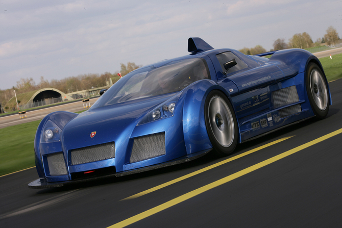 Gumpert Apollo TT40e