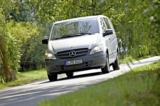 Mercedes-Benz Vito 2 {W639} 