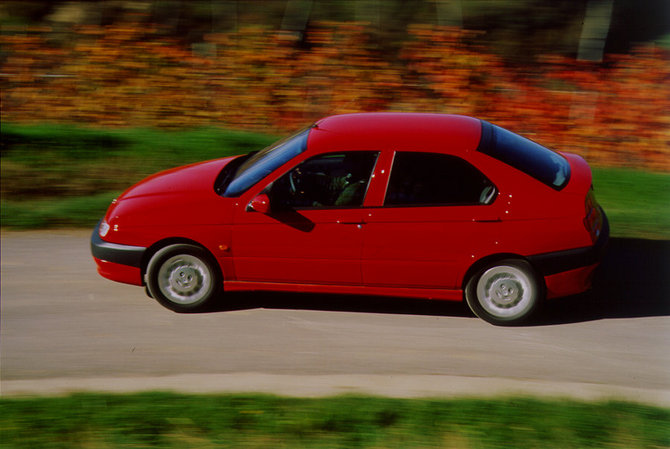 Alfa Romeo 146 1.9 turbodiesel L