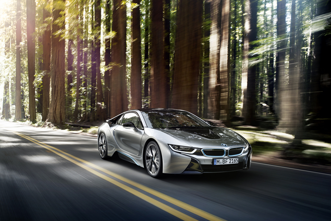 BMW i8