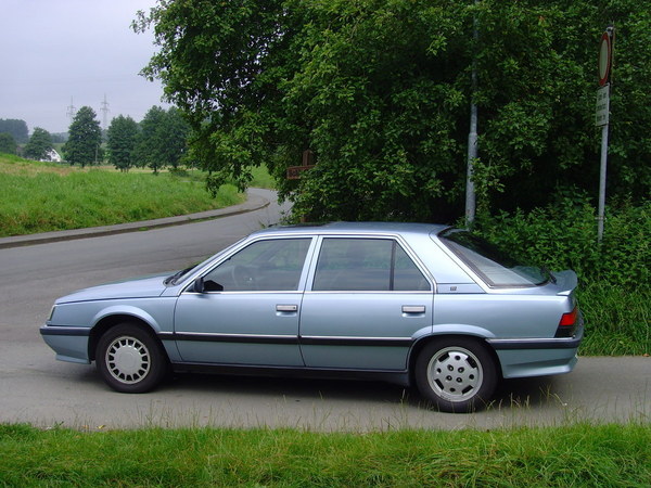 Renault 25 TXi