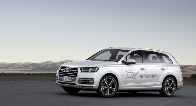 Audi Q7 e-tron quattro