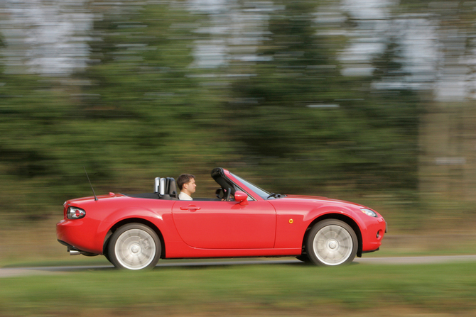 Mazda MX-5 2.0