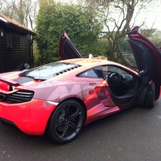 Morning car spotting: doesn't that McLaren look good...