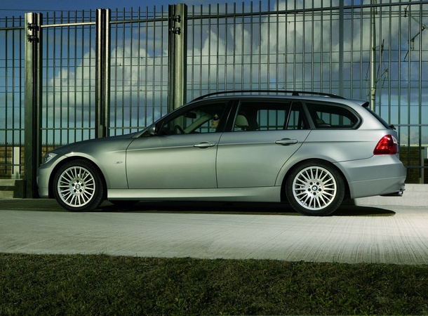 BMW 318i Touring Automatic