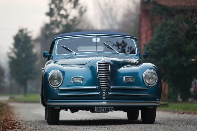 Alfa Romeo 6C 2500 Sport Cabriolet by Pinin Farina