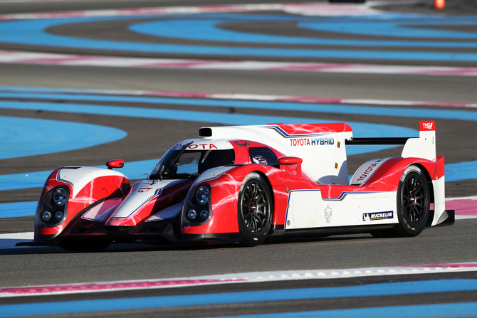 Toyota TS030 HYBRID