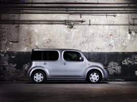 Nissan Cube 1.8