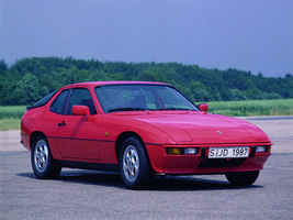 Porsche 924S