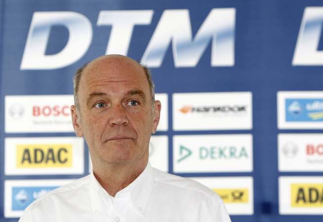 Ullrich referiu que os veículos híbridos podem ser uma opção para o futuro do campeonato