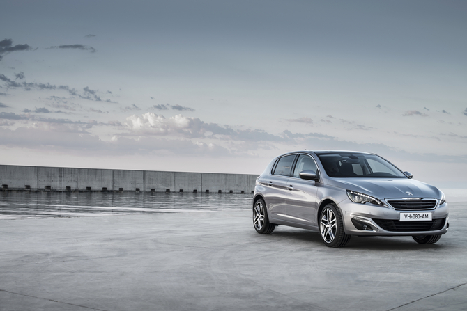 Peugeot 308 2