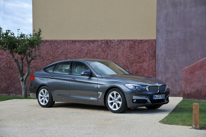 BMW 320i xDrive Gran Turismo