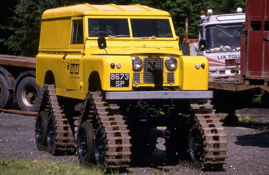 Land Rover Series II 109 Cuthbertson