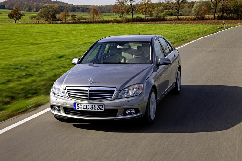 Mercedes-Benz C 350 CGI BlueEFFICIENCY