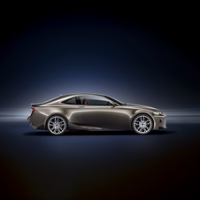 Lexus revela LF-CC e LS para a Europa em Paris