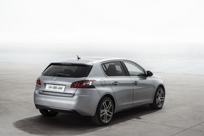 Peugeot 308 2