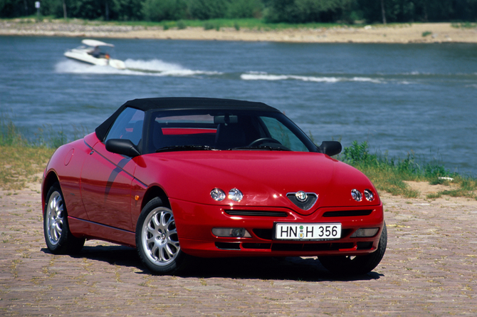 Alfa Romeo Spider 3.0i V6 L