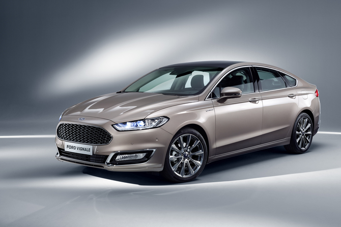 Ford Mondeo Vignale 2.0 Hybrid HEV Powershift