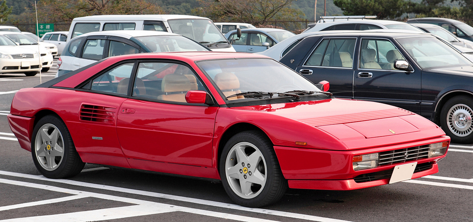 Ferrari Mondial 3.2