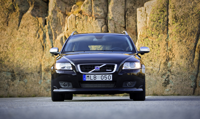 Volvo V50