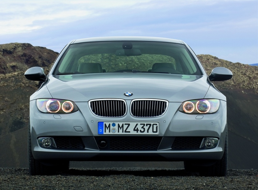 BMW 325i xDrive Coupe (E92)