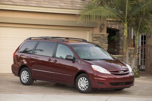 Toyota Sienna LE AWD