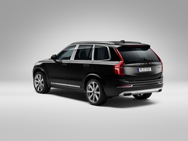 the XC90 Excellence can be recognized through small styling touches, including chrome trim elements