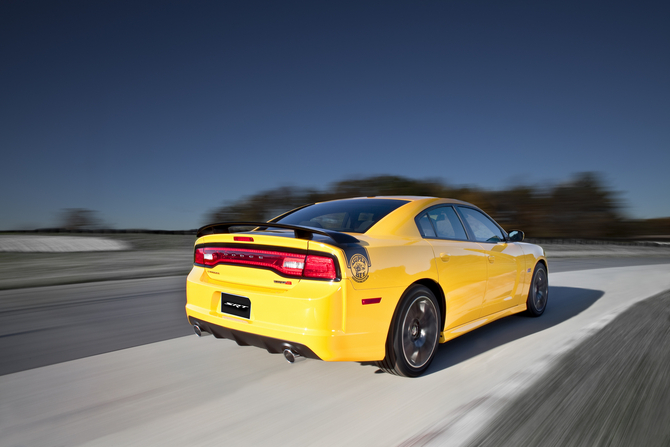 Dodge Preps New Charger SRT8 Super Bee for 2012