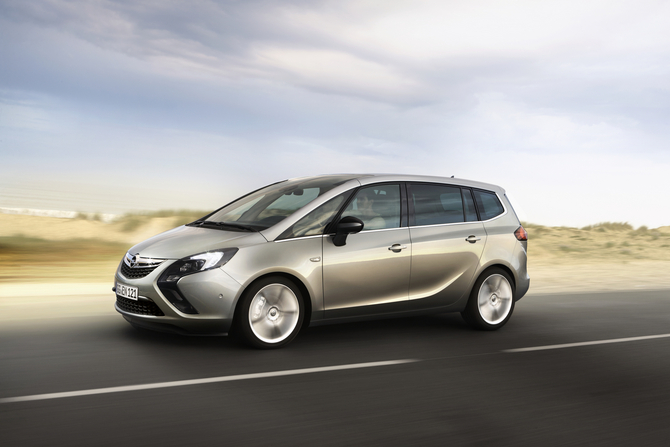 The Zafira will also have a shared PSA model