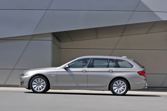 BMW 530d Touring AT