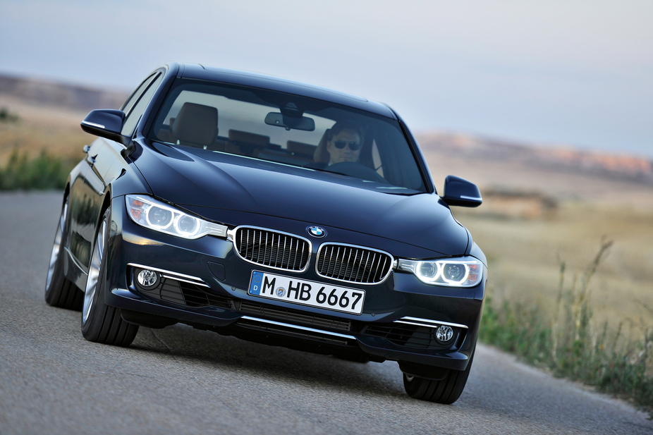 BMW 335i Luxury