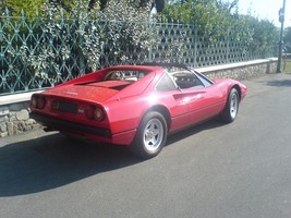 Ferrari 208 GTS Turbo