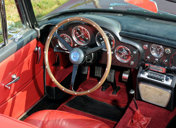 Aston Martin DB4 Vantage