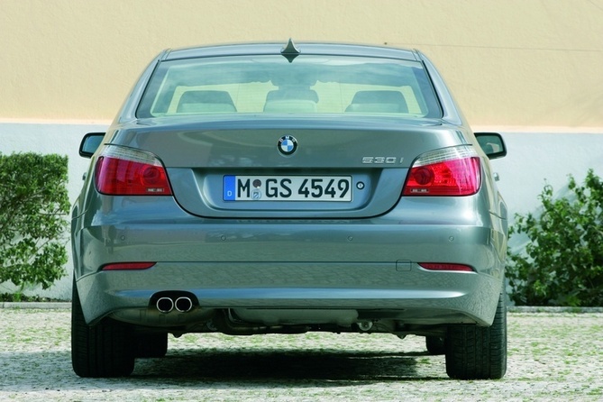 BMW 530i