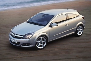 Opel Astra GTC 1.9 CDTI ECOTEC