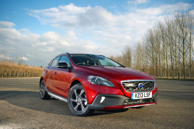 Volvo V40 T5 Momentum Geartronic CC Cross Country