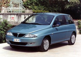 Lancia Y Elefantino Blu