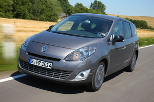 Renault Grand Scénic III Energy 1.6 dCi FAP ECO2 Bose Edition