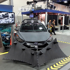 O Hyundai Elantra Zombie Survival Machine está preparado para qualquer invasão zombie