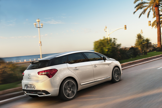 Citroën DS5 und C5 werden sparsamer