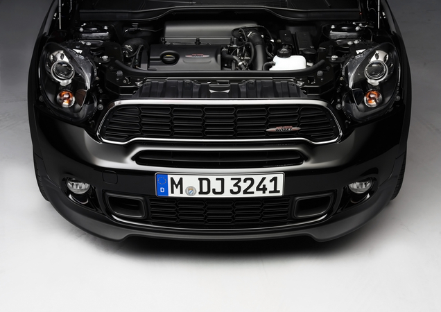 Mini John Cooper Works Countryman at Geneva with 218hp and All-Wheel Drive