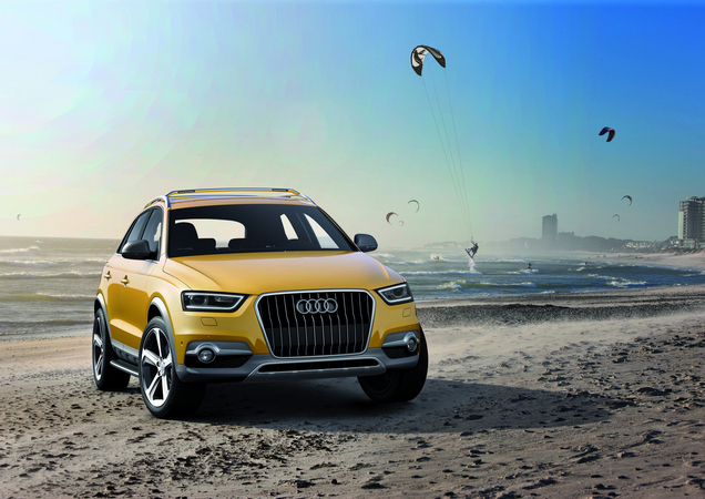 Audi Q3 Jinlong Yufeng Celebrates Golden Dragon in China