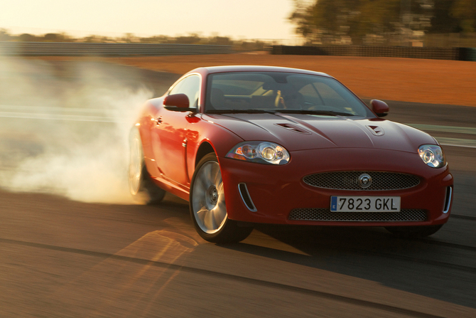 Jaguar XKR