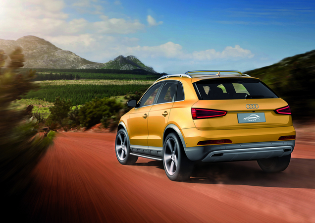 Audi Q3 Jinlong Yufeng Celebrates Golden Dragon in China