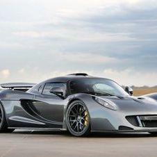 Der Venom GT beschleunigt am schnellsten auf 300km/h